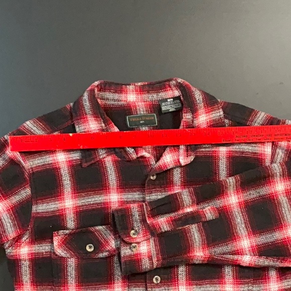 Field & Stream Flannel Medium Two Pockets Red White Black Plaid 100% Cotton BX26 - Picture 8 of 8
